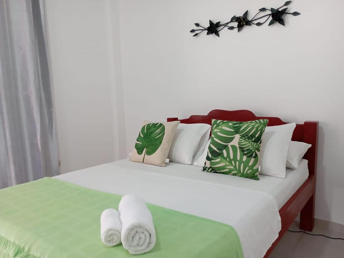 San Jose House Hotell Leticia Eksteriør bilde